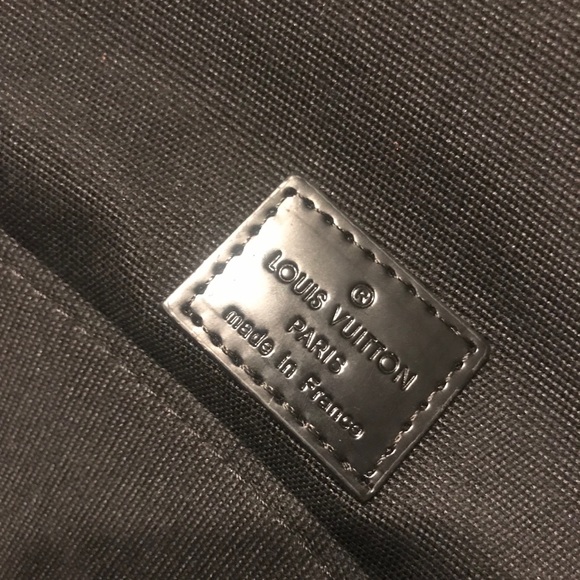 Authentic Louis Vuitton - Picture 7 of 8